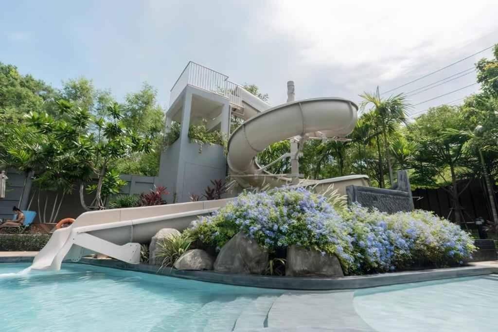 Sea View -High Floor 2 Bed Room Excellent Location Pattaya Luaran gambar