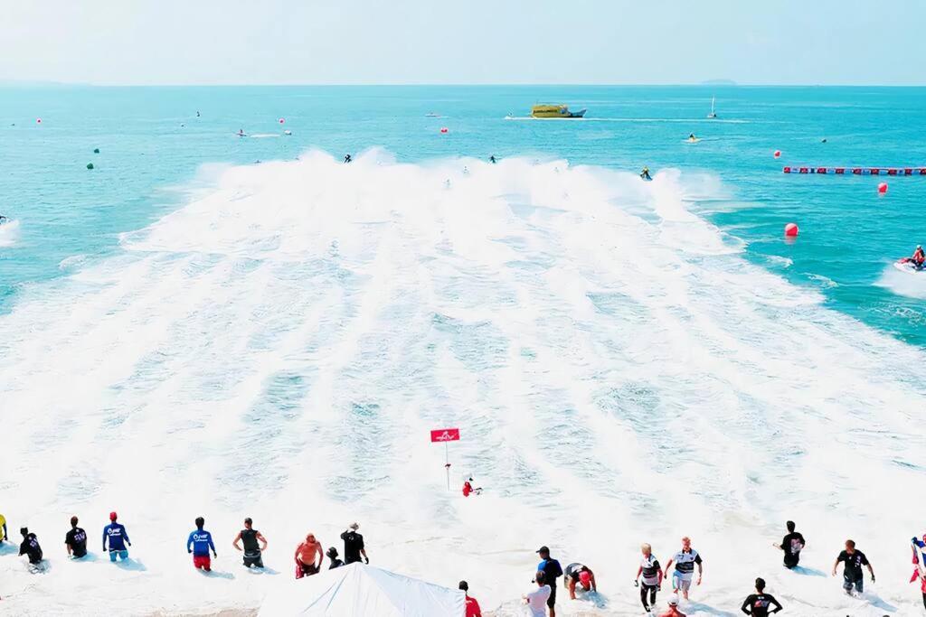 Sea View -High Floor 2 Bed Room Excellent Location Pattaya Luaran gambar
