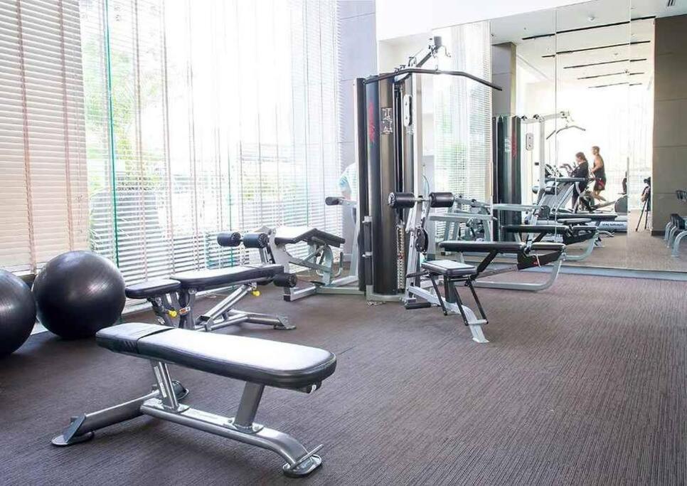 Sea View -High Floor 2 Bed Room Excellent Location Pattaya Luaran gambar