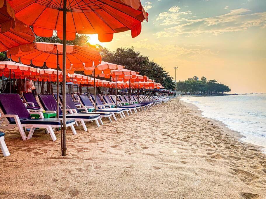 Sea View -High Floor 2 Bed Room Excellent Location Pattaya Luaran gambar